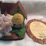 Figurine-Vintage-Laura-Attic-Anybody-Home-No.-5650-1