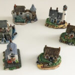 Miniature-Seaside-Village-Cottage-Collection-2